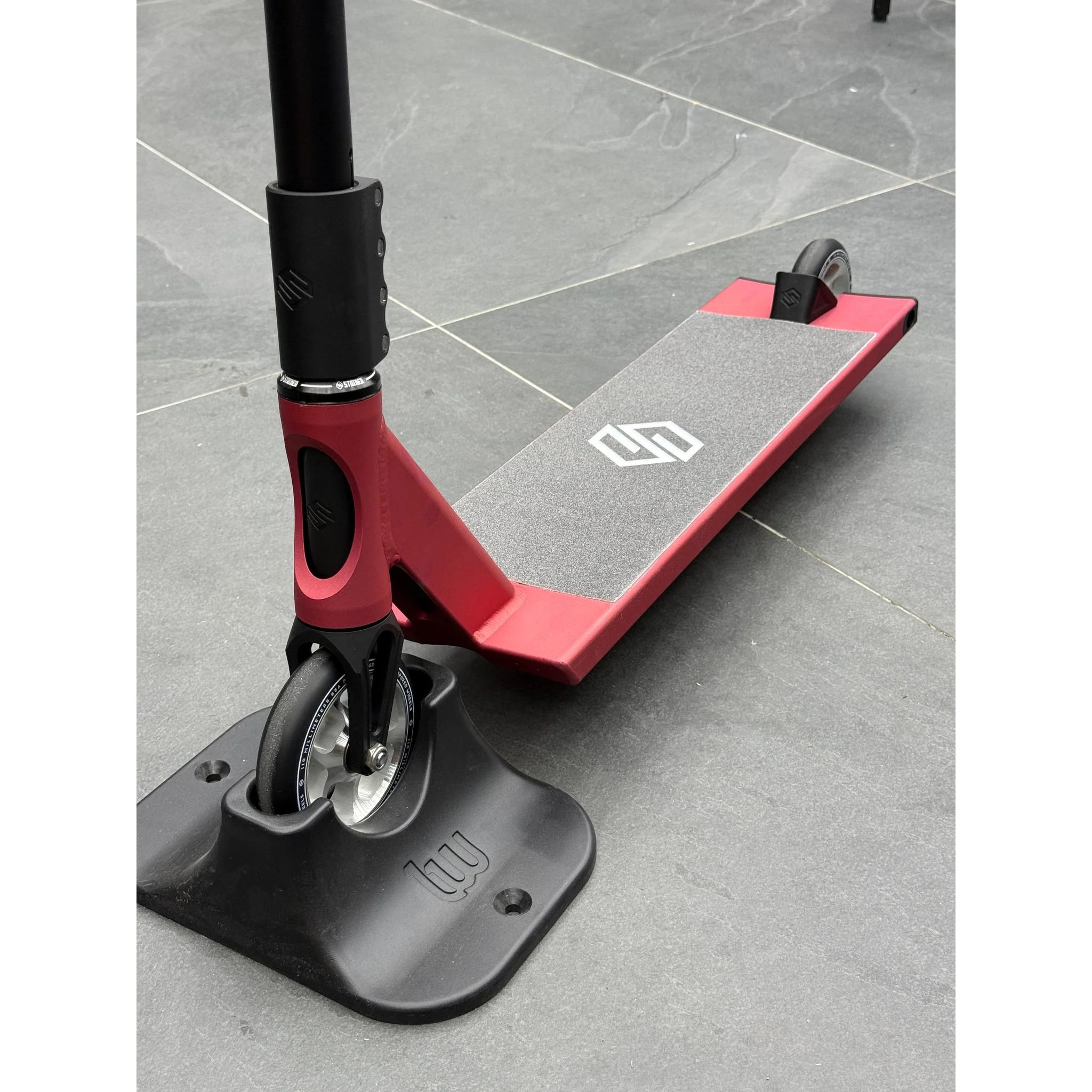 Scooter Custom Build Gravis Special Edition Black/Red #9 - Image 3